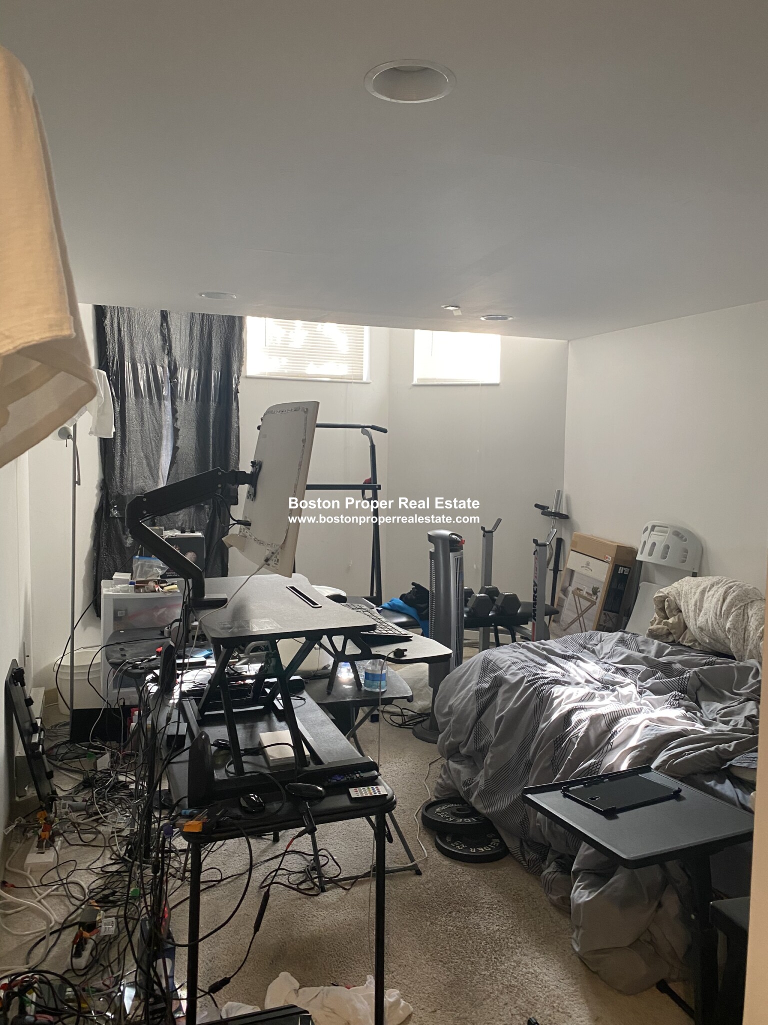 111 Queensberry St, Fenway