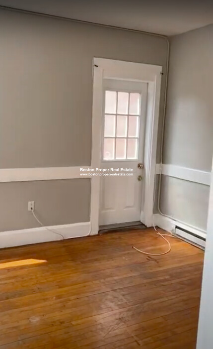 161 Endicott St, North End