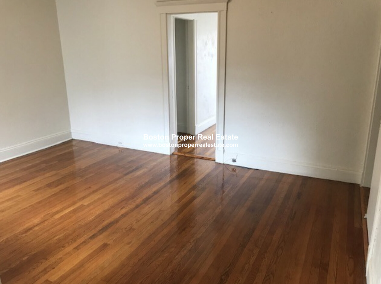 1171 Boylston St, Fenway