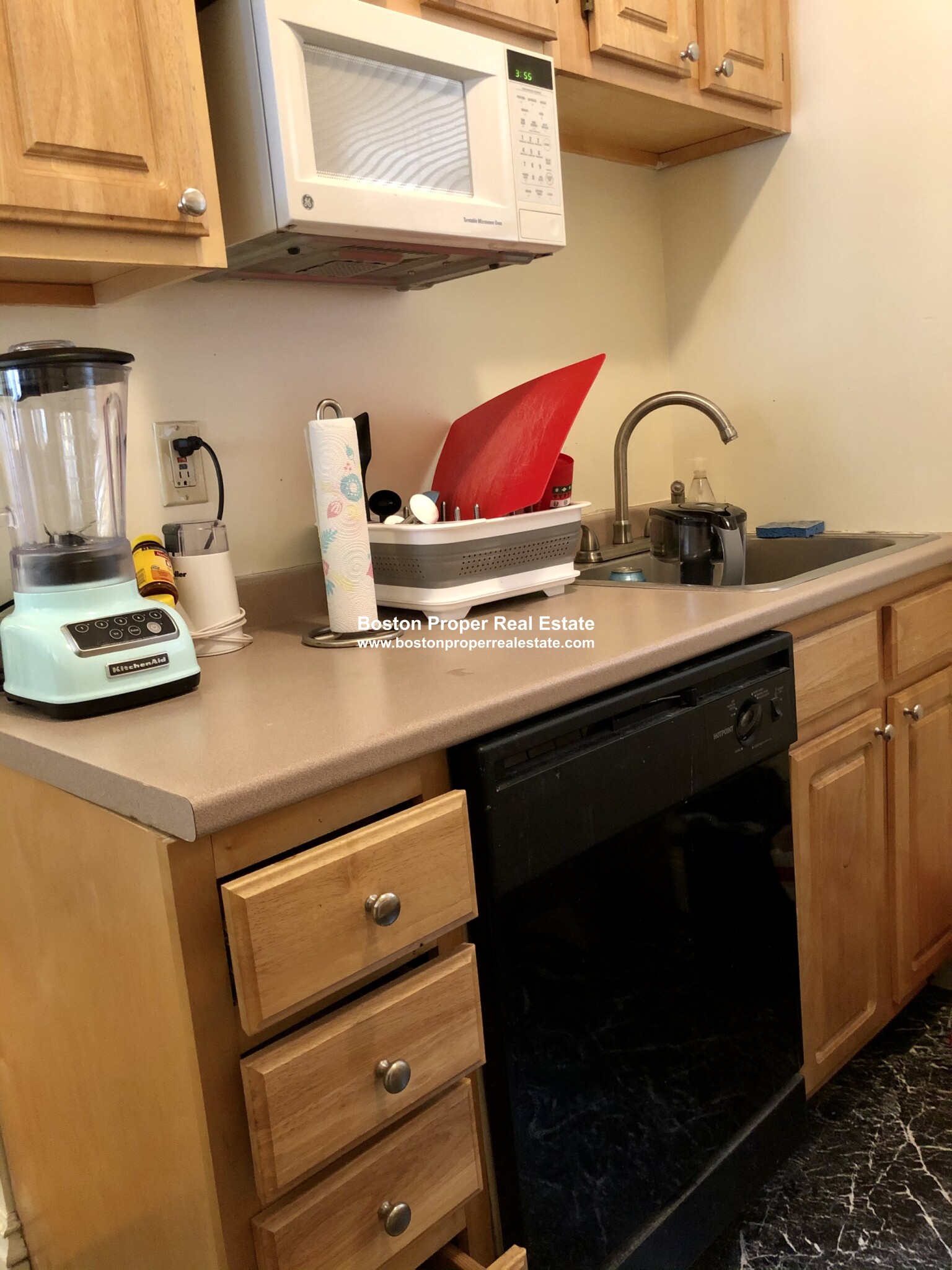 109 Queensberry St, Fenway