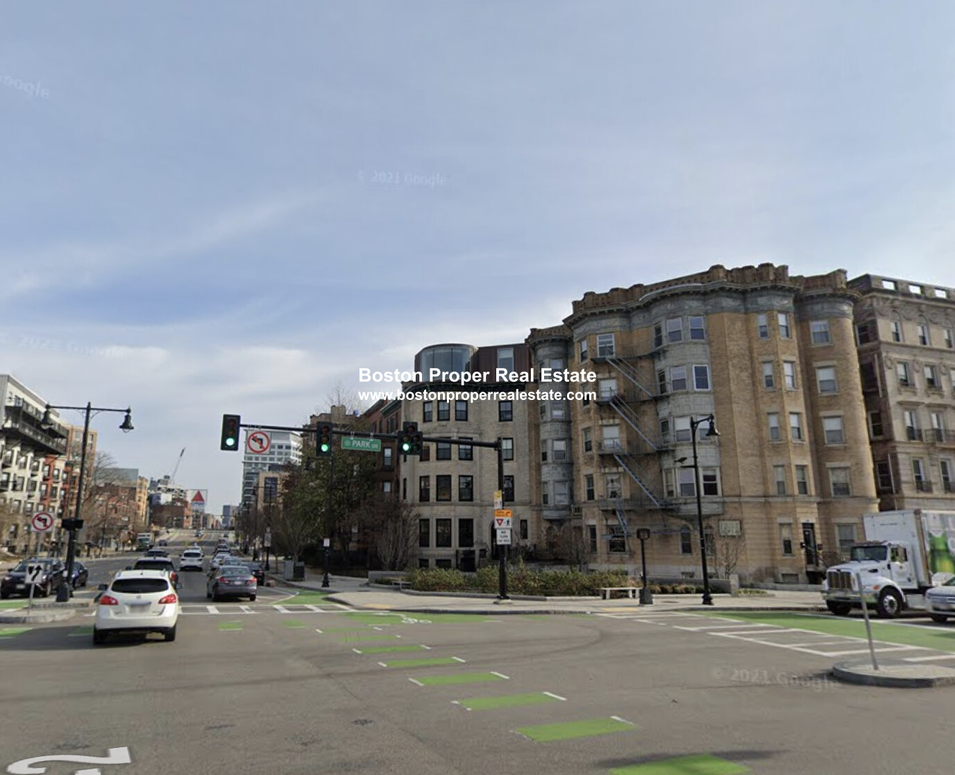 877 Beacon St, Fenway