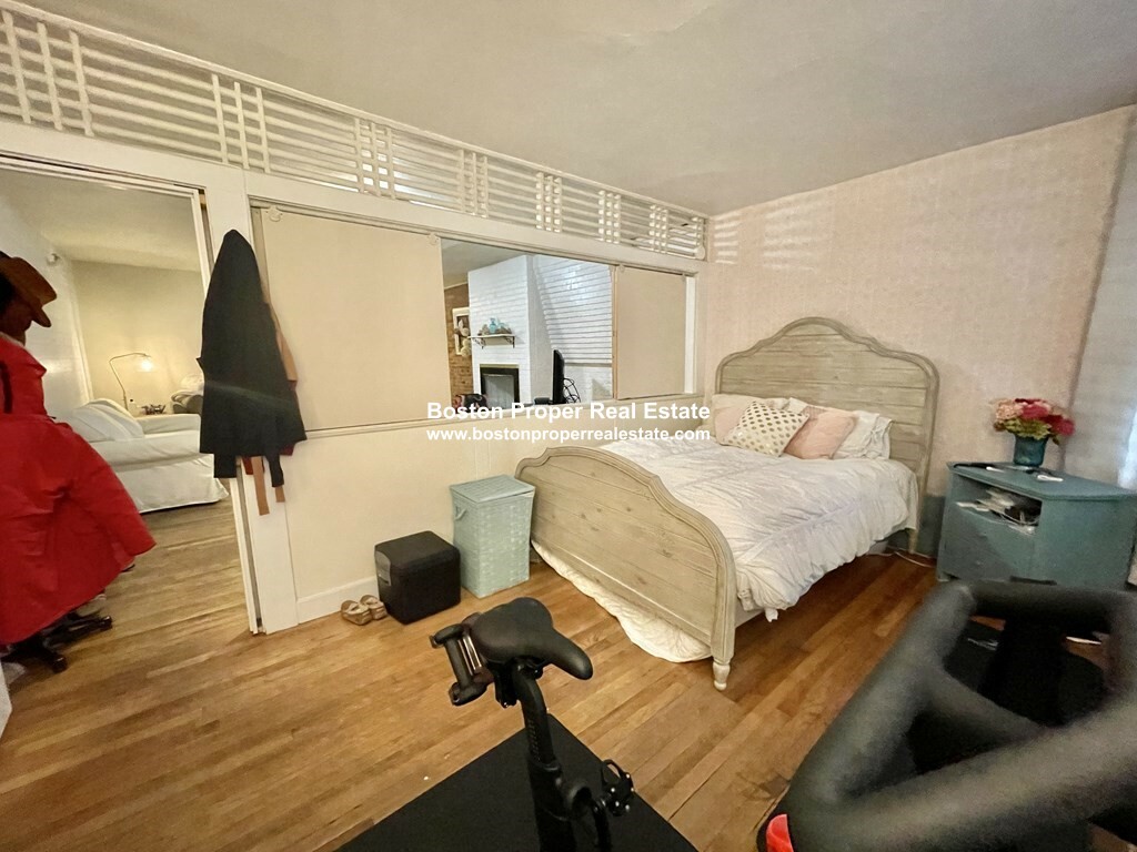 337 Beacon St, Back Bay