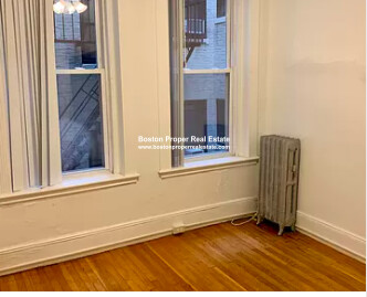 26 Hemenway St, Fenway