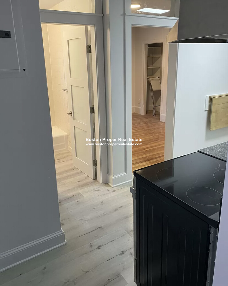 45 Westland Ave, Fenway