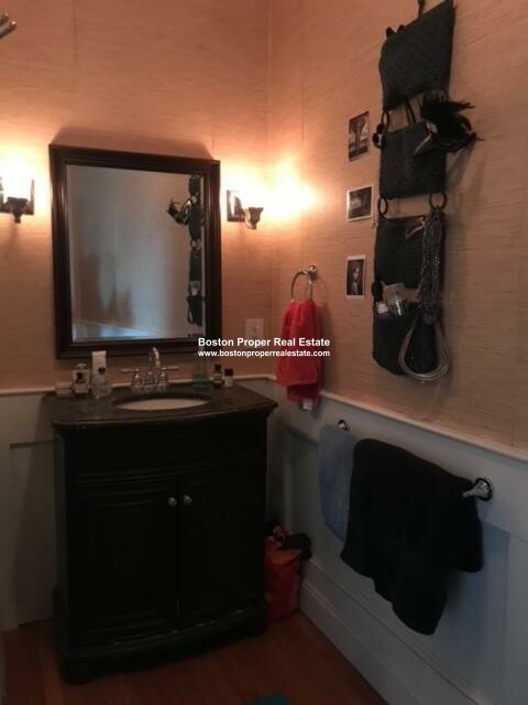 384 Commonwealth Ave, Back Bay