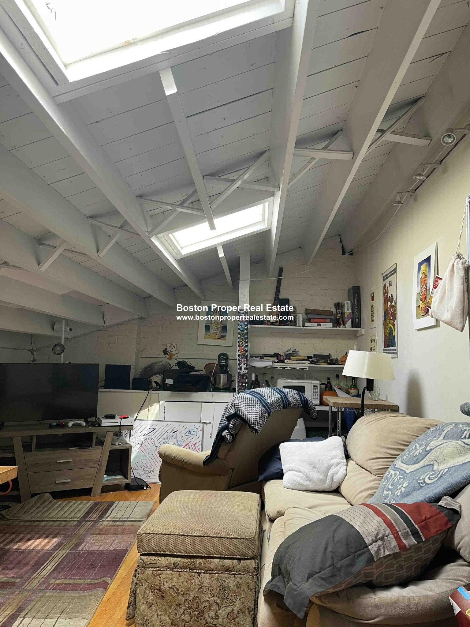 31 Gloucester St, Back Bay