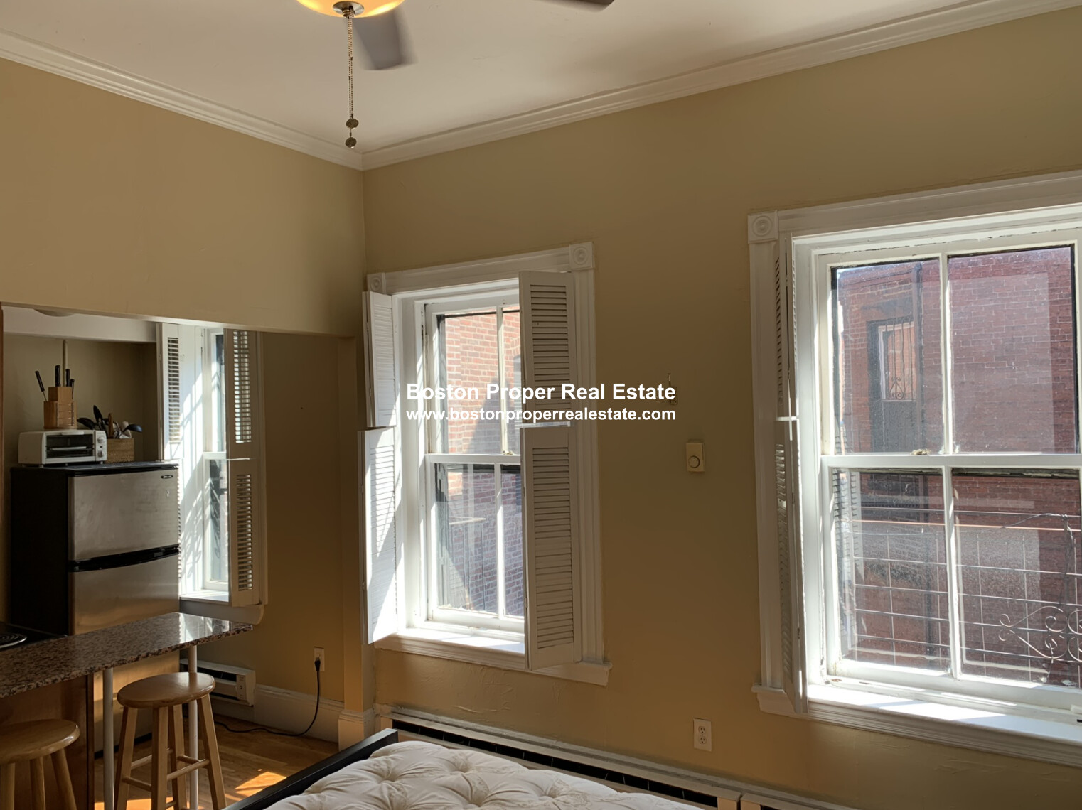 48 Hereford St, Back Bay