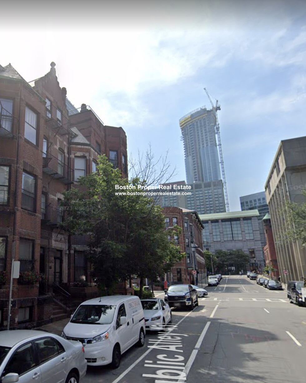 48 Hereford St, Back Bay