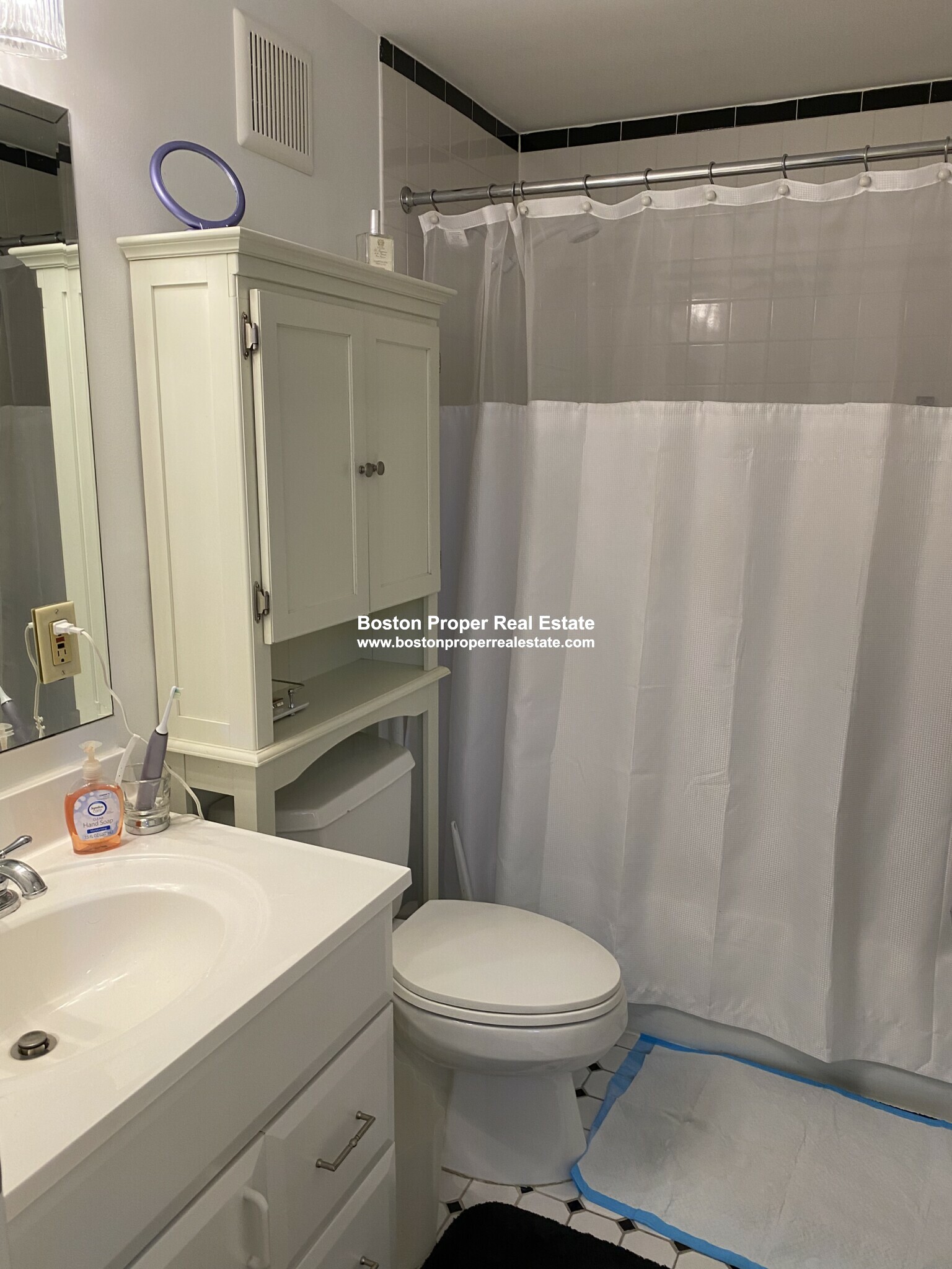 15 River St, Beacon Hill