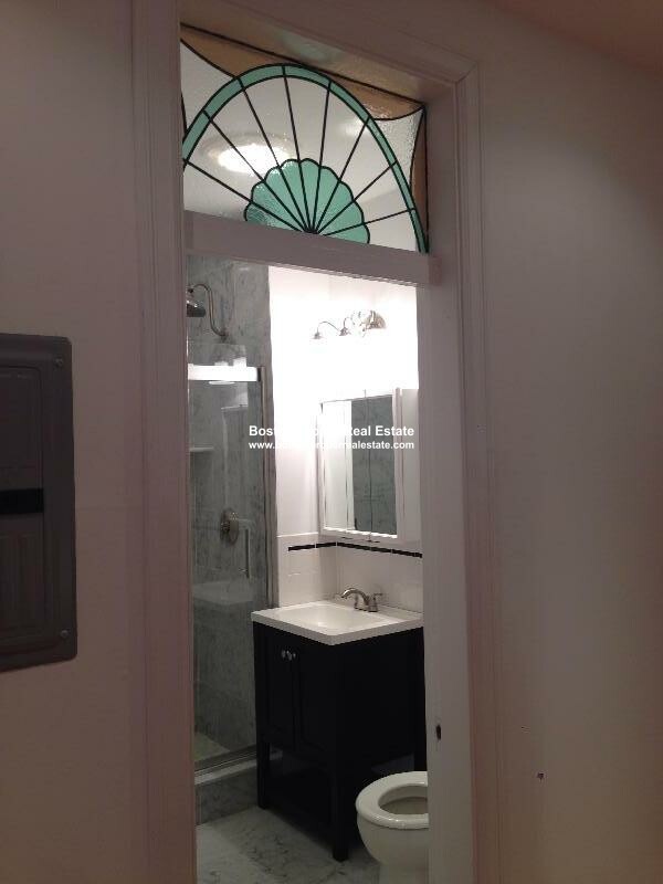 127 Saint Botolph St, Back Bay