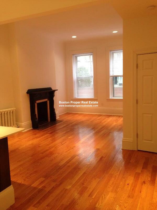 127 Saint Botolph St, Back Bay