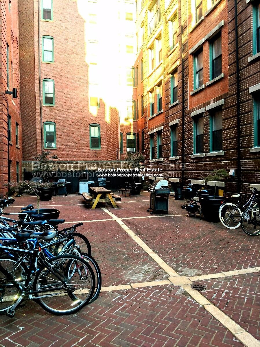 1661 Washington St, South End