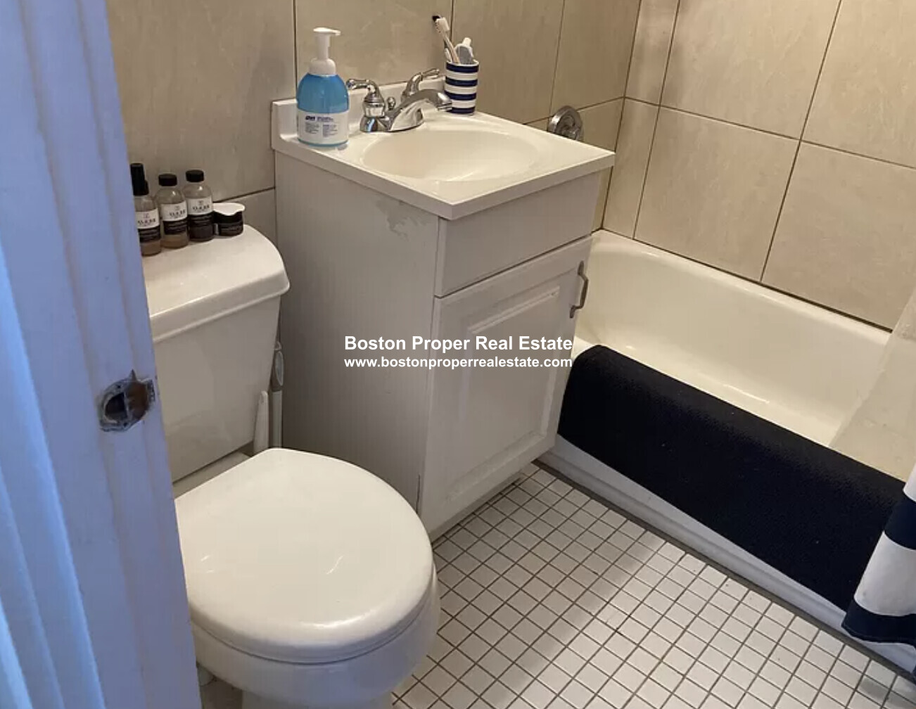 108 Myrtle St, Beacon Hill