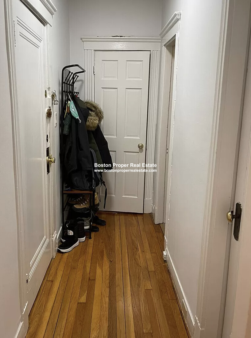 11 Peterborough St, Fenway