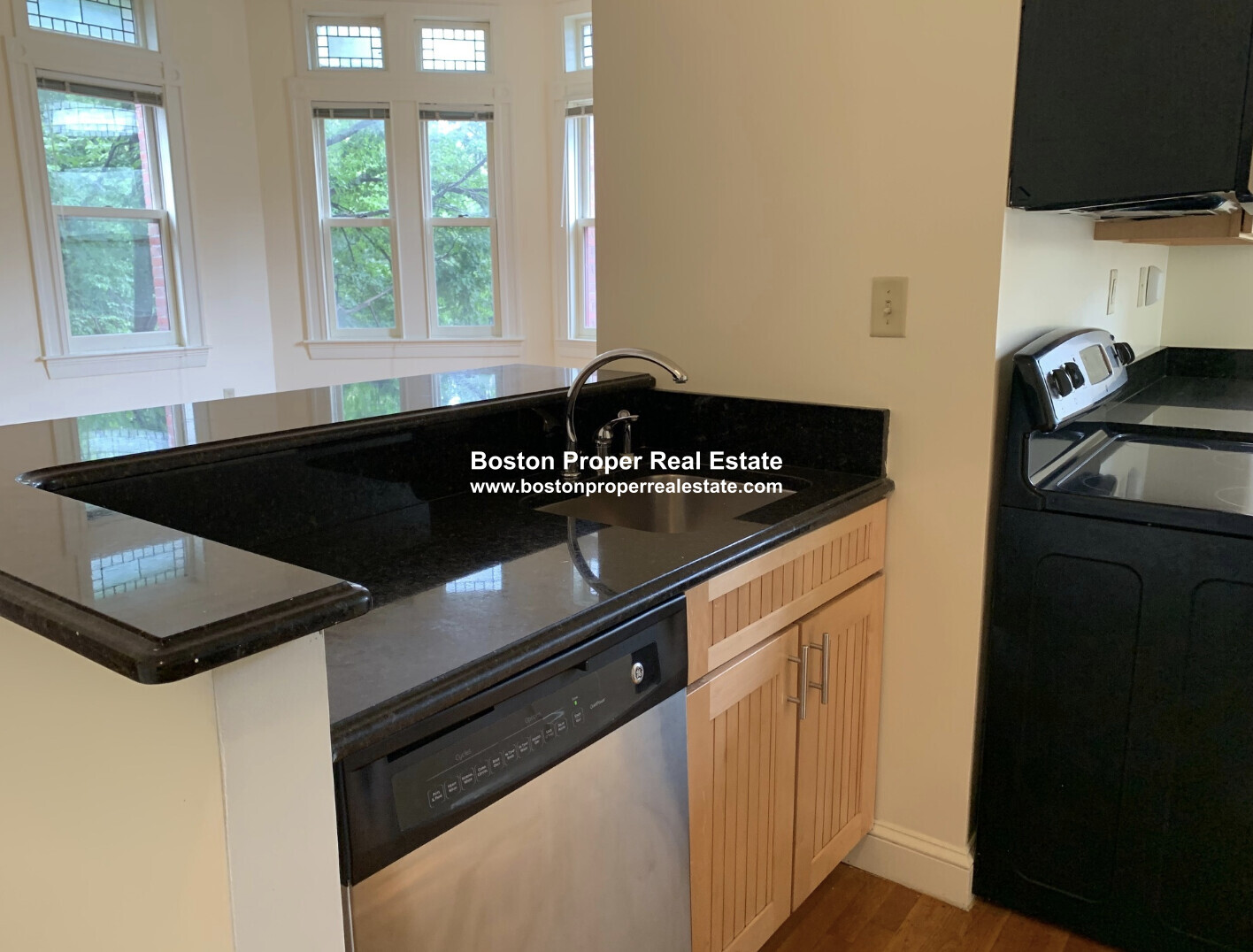 195 Commonwealth Ave, Back Bay