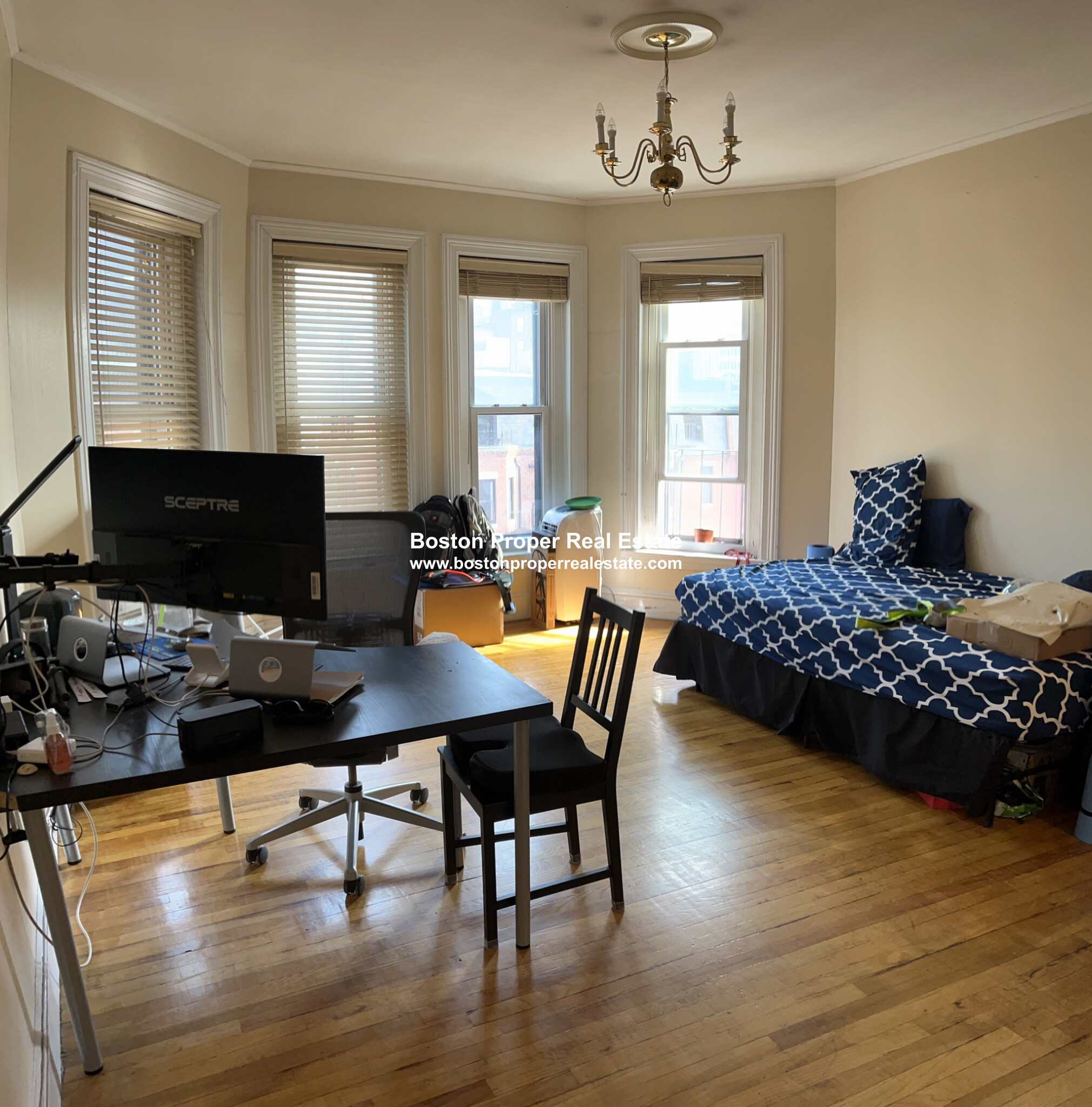 206 Commonwealth Ave, Back Bay