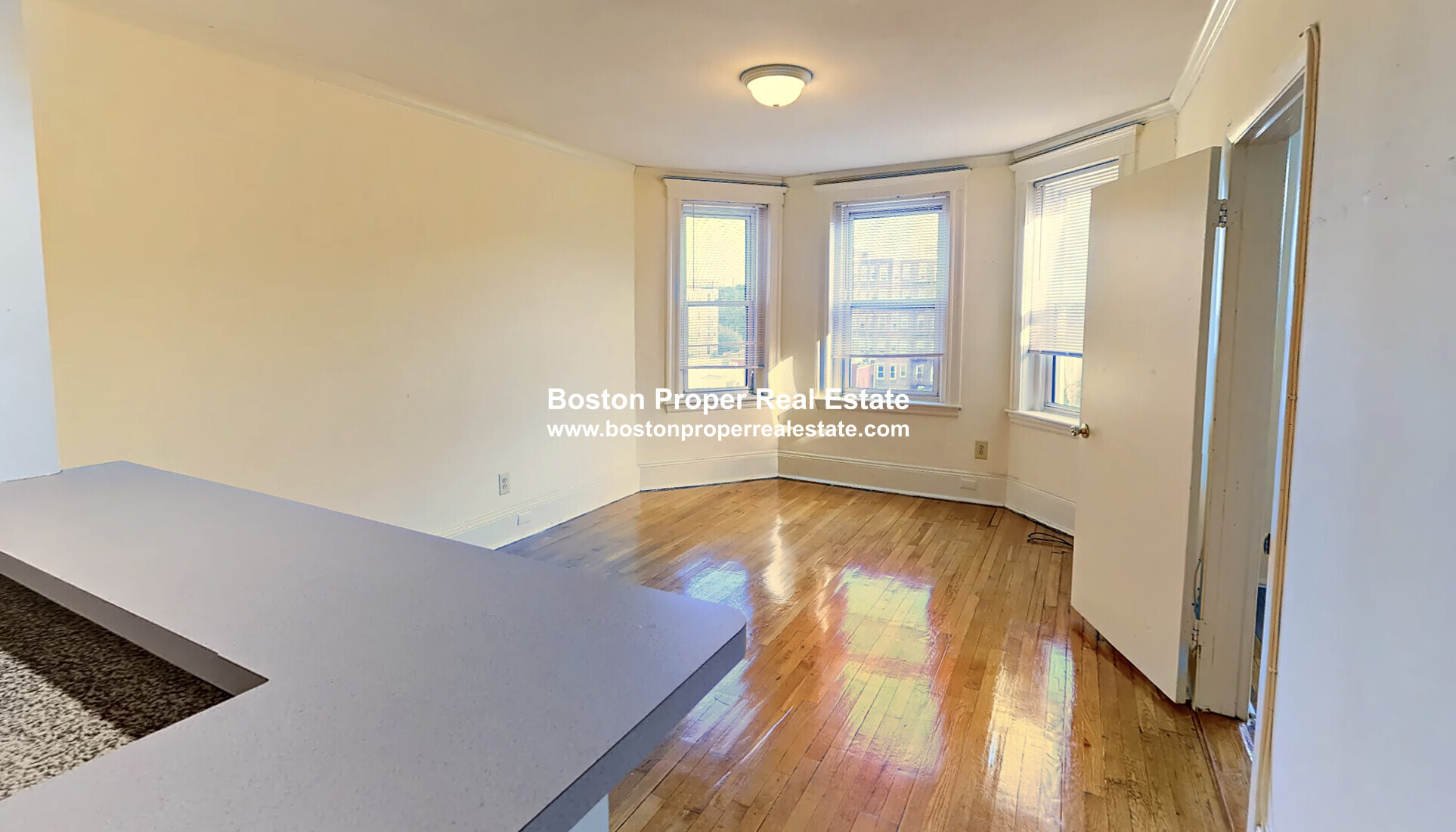 55 Queensberry St, Fenway