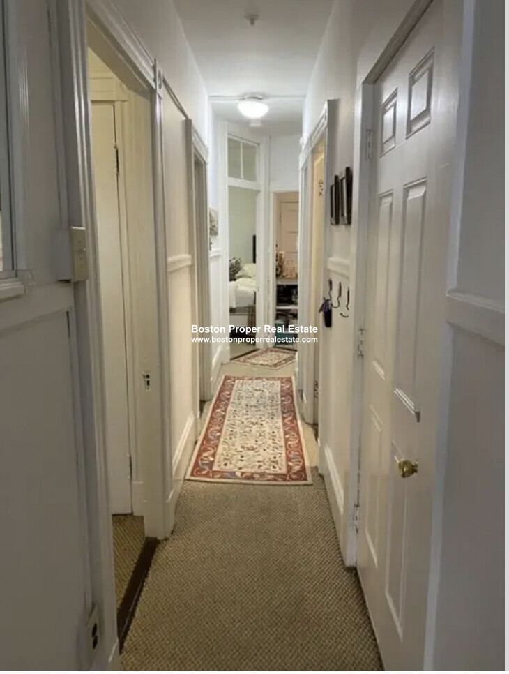 53 Joy St, Beacon Hill