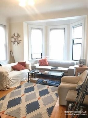 13 Garrison St, Back Bay