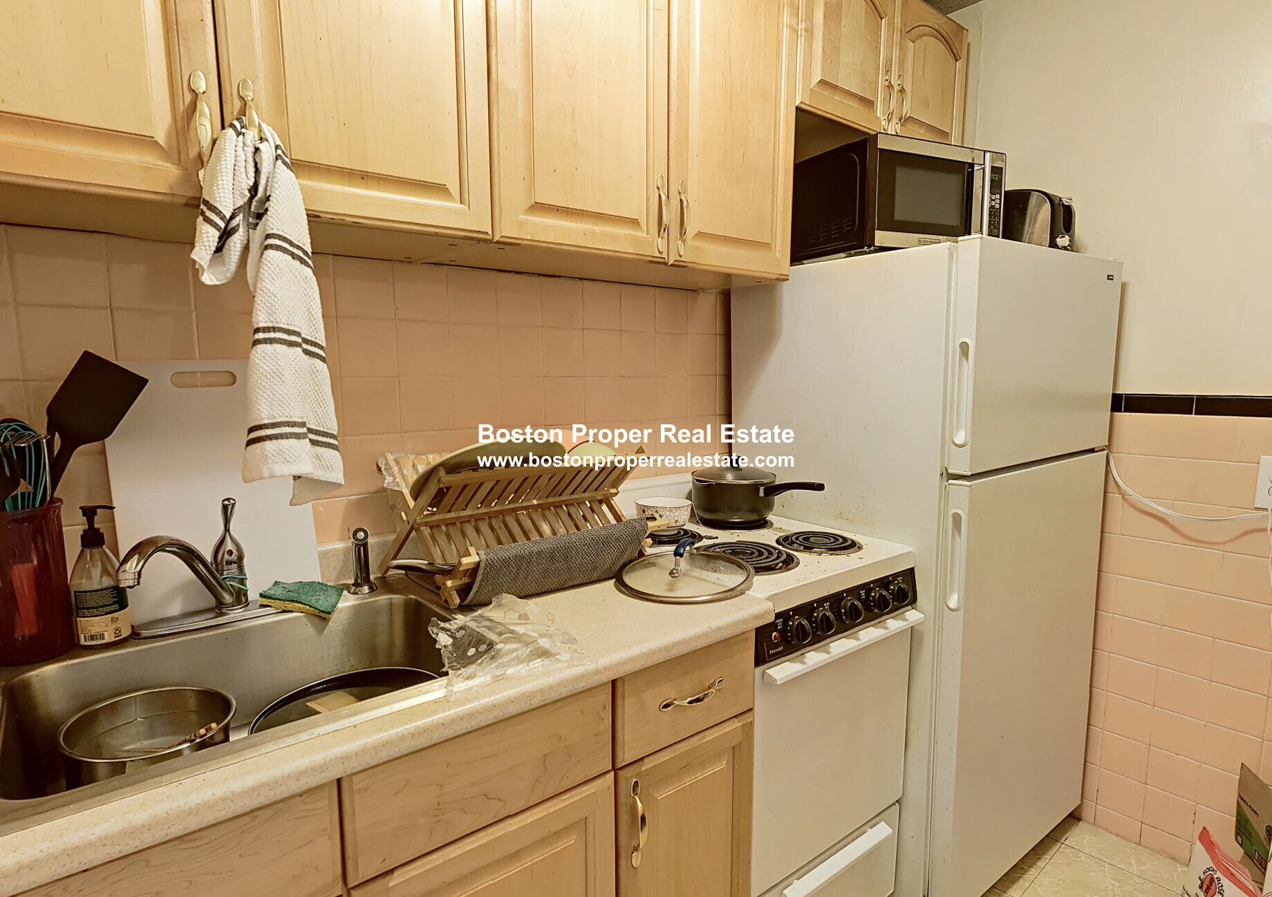 1063 Beacon St, Longwood