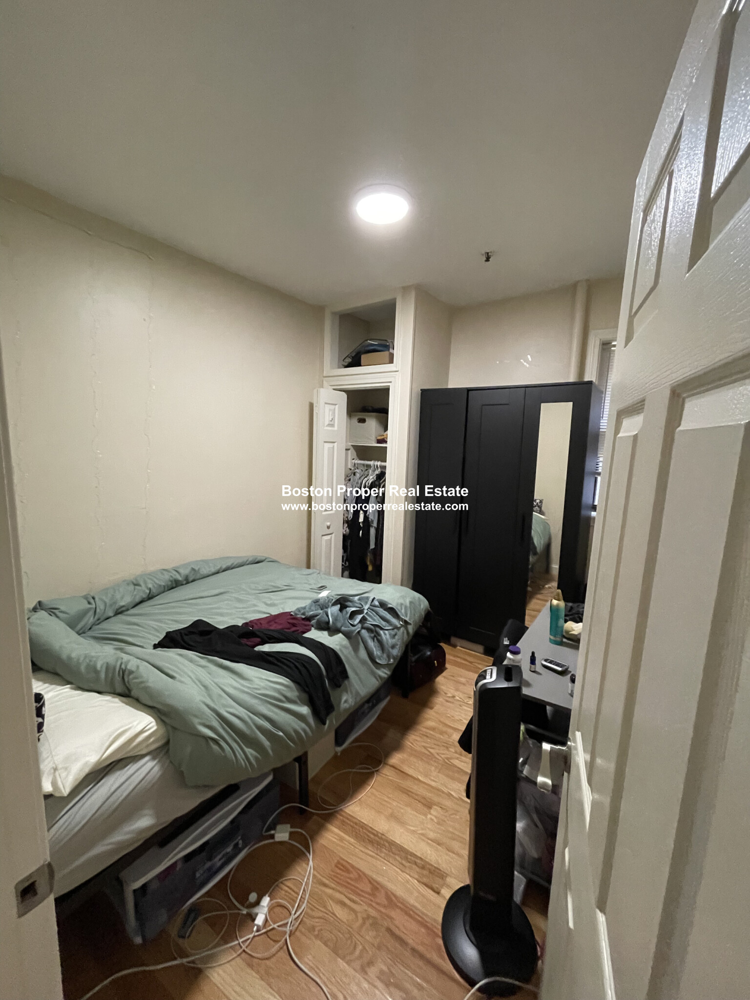 19 Peterborough St, Fenway