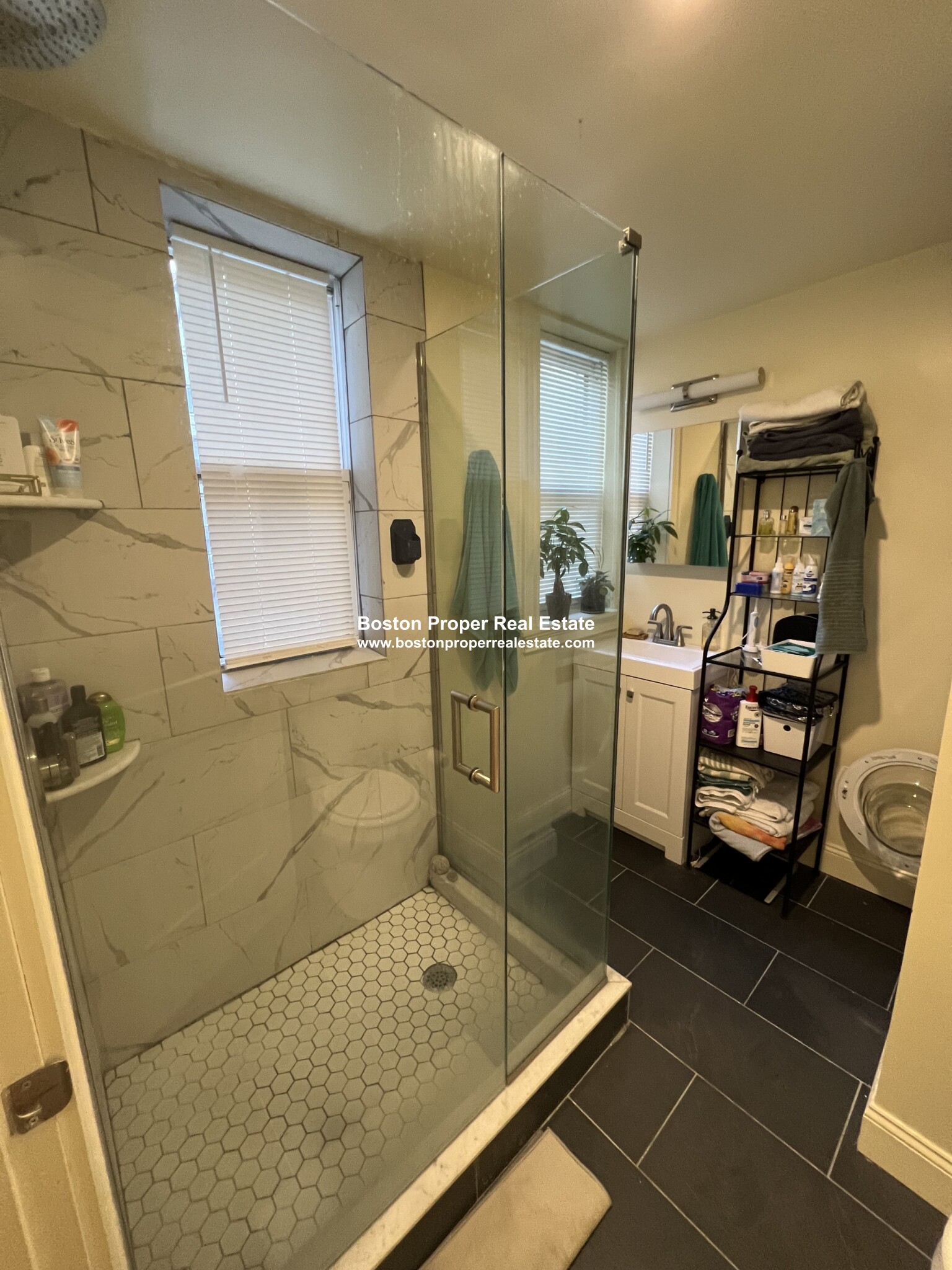 51 Queensberry St, Fenway