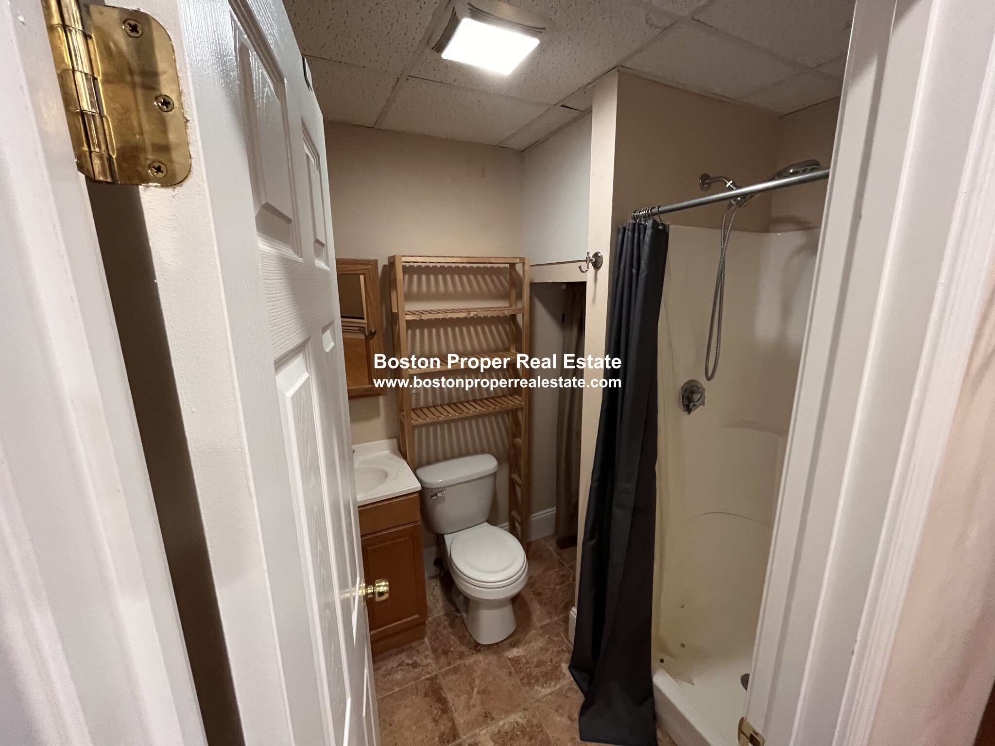 250 Newbury St, Back Bay