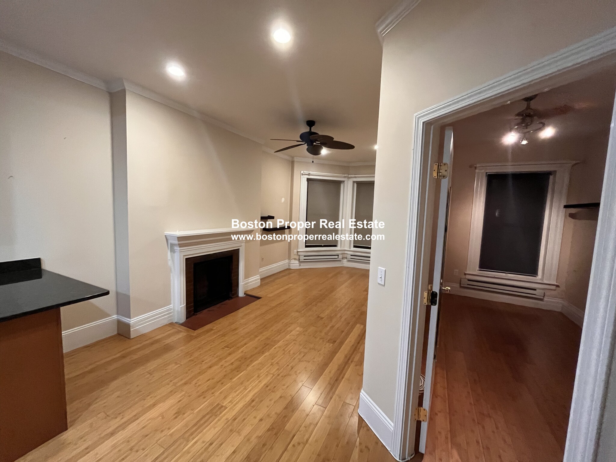 250 Newbury St, Back Bay