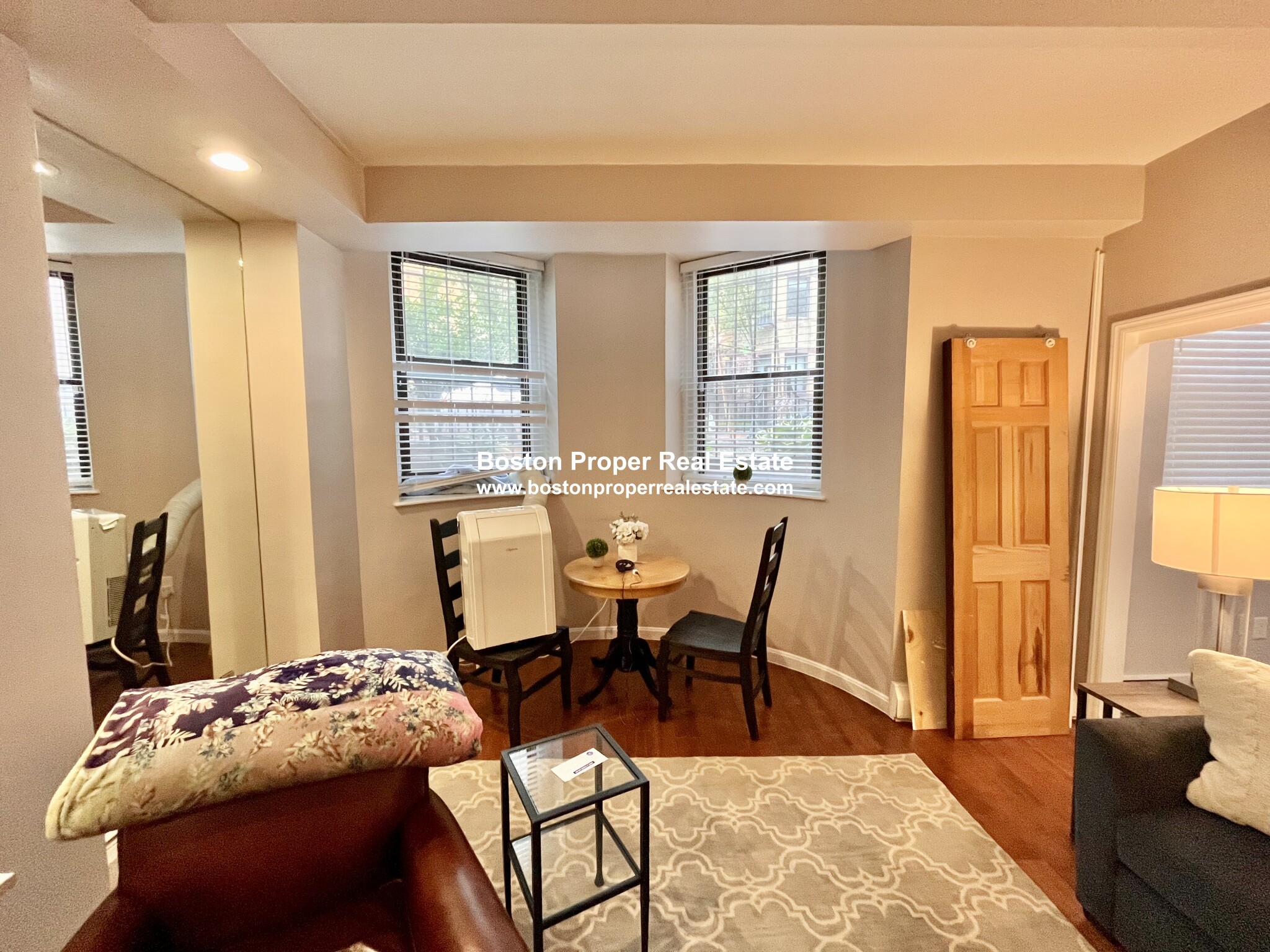 40 Saint Botolph, Back Bay