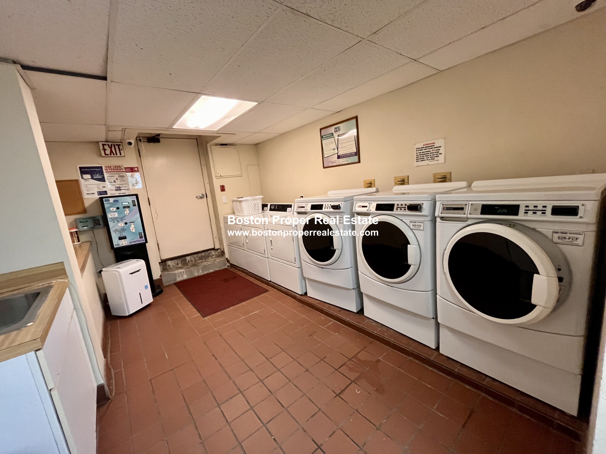 40 Saint Botolph St, Back Bay