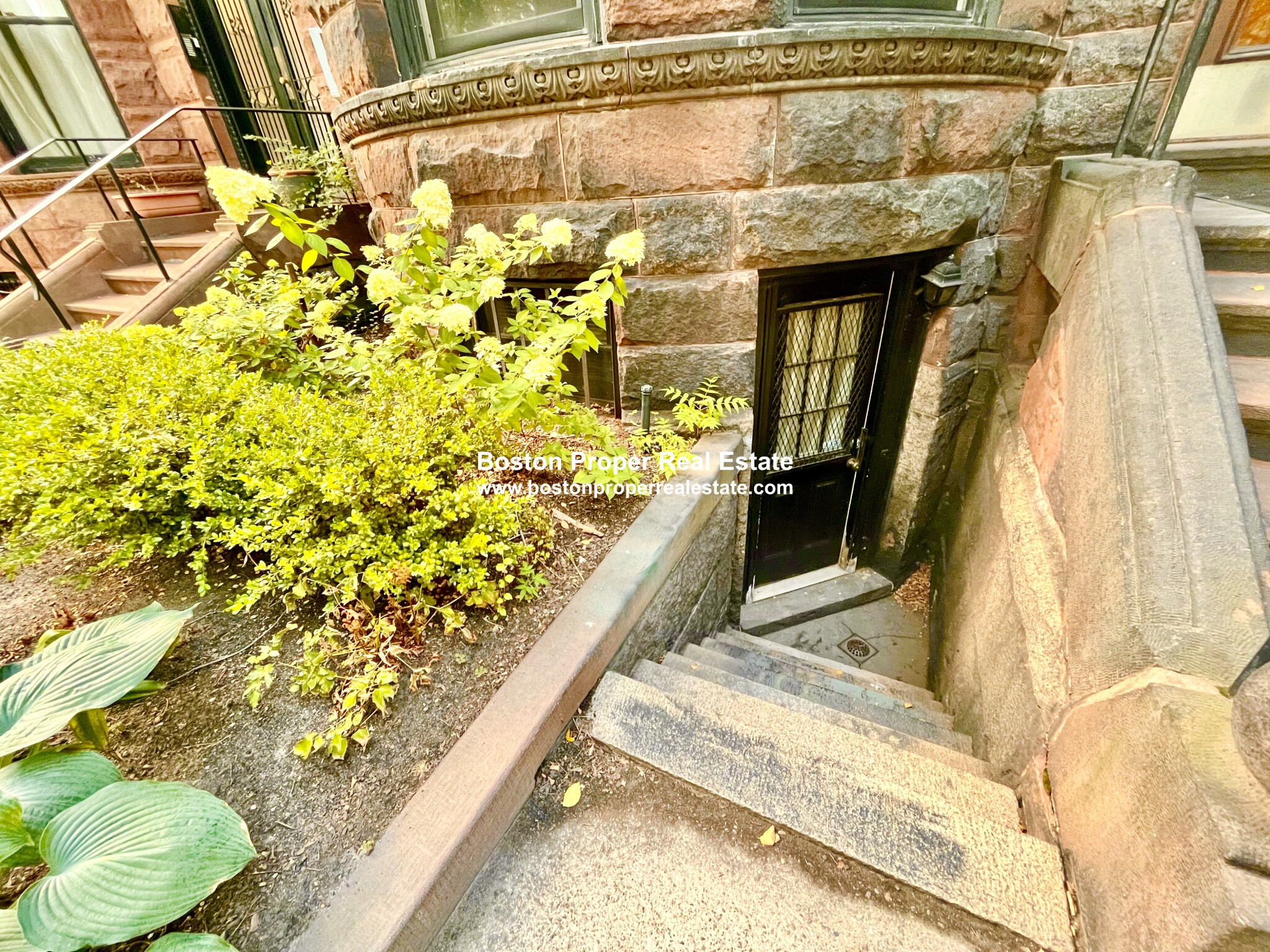 379 Commonwealth Ave, Back Bay