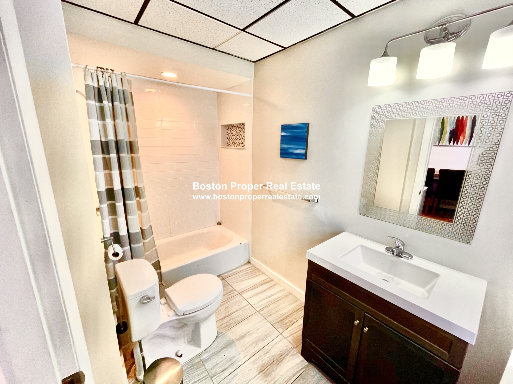 42 Lomasney Way, Beacon Hill