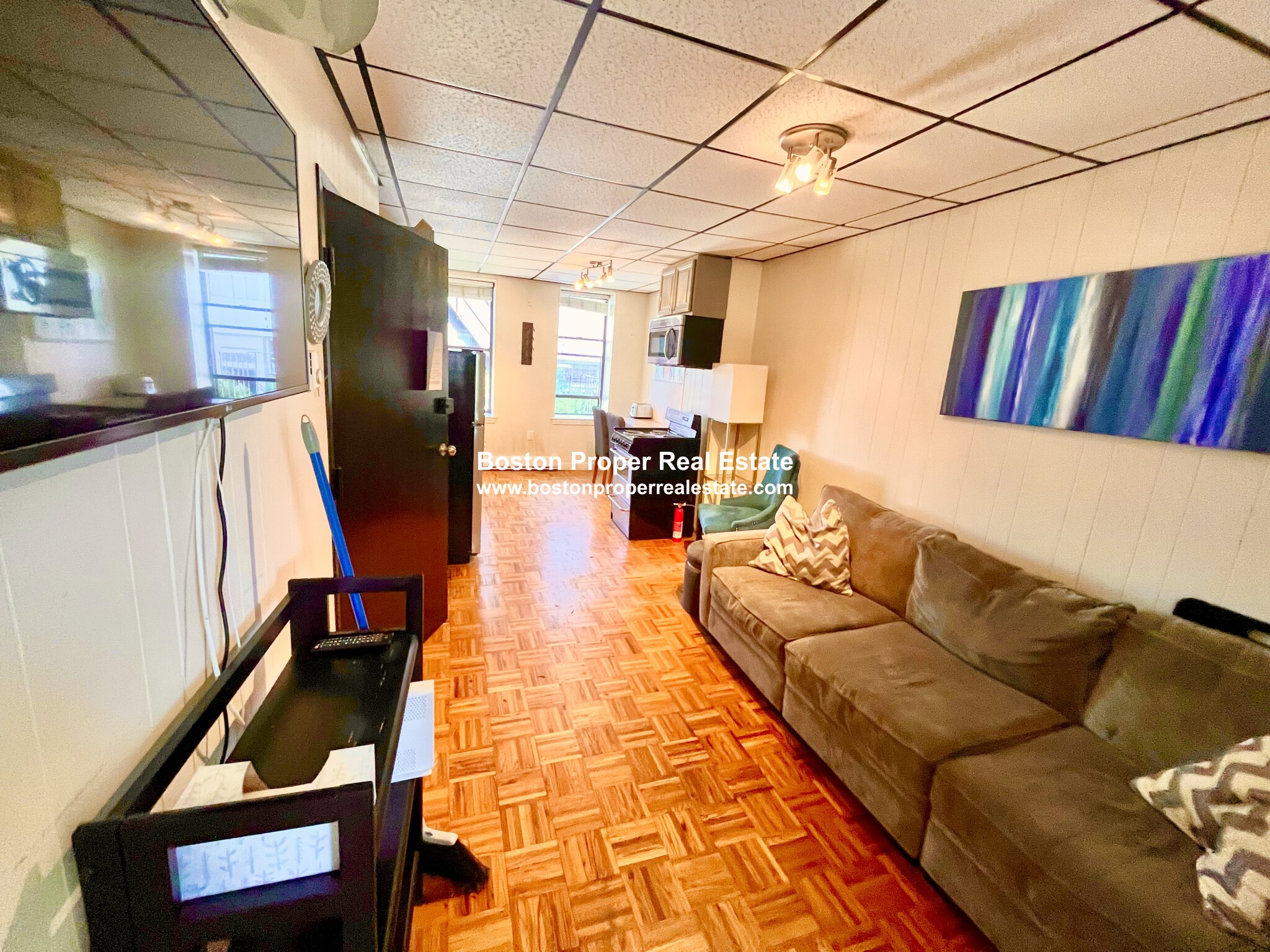 42 Lomasney Way, Beacon Hill