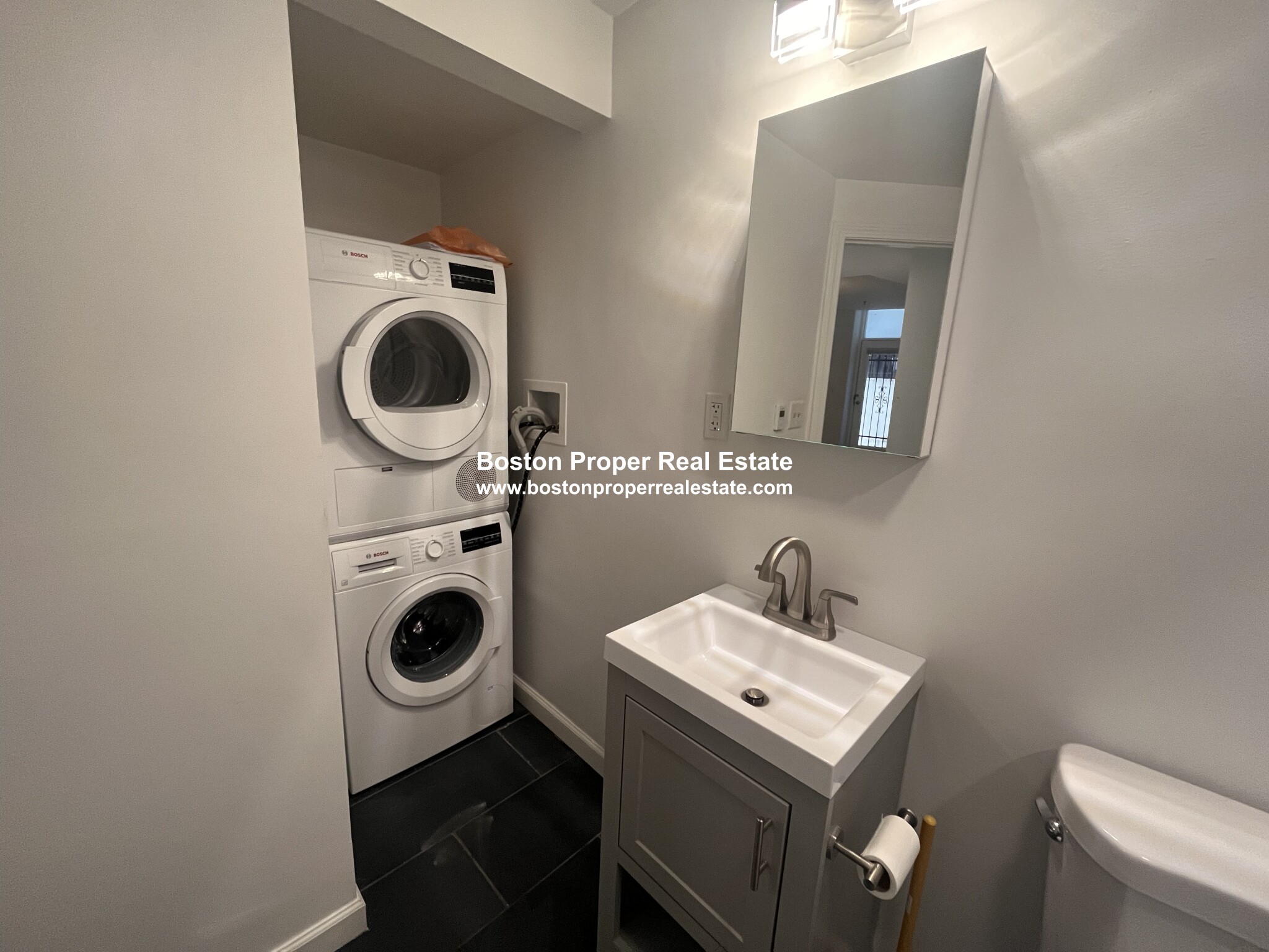 20 Queensberry St, Fenway