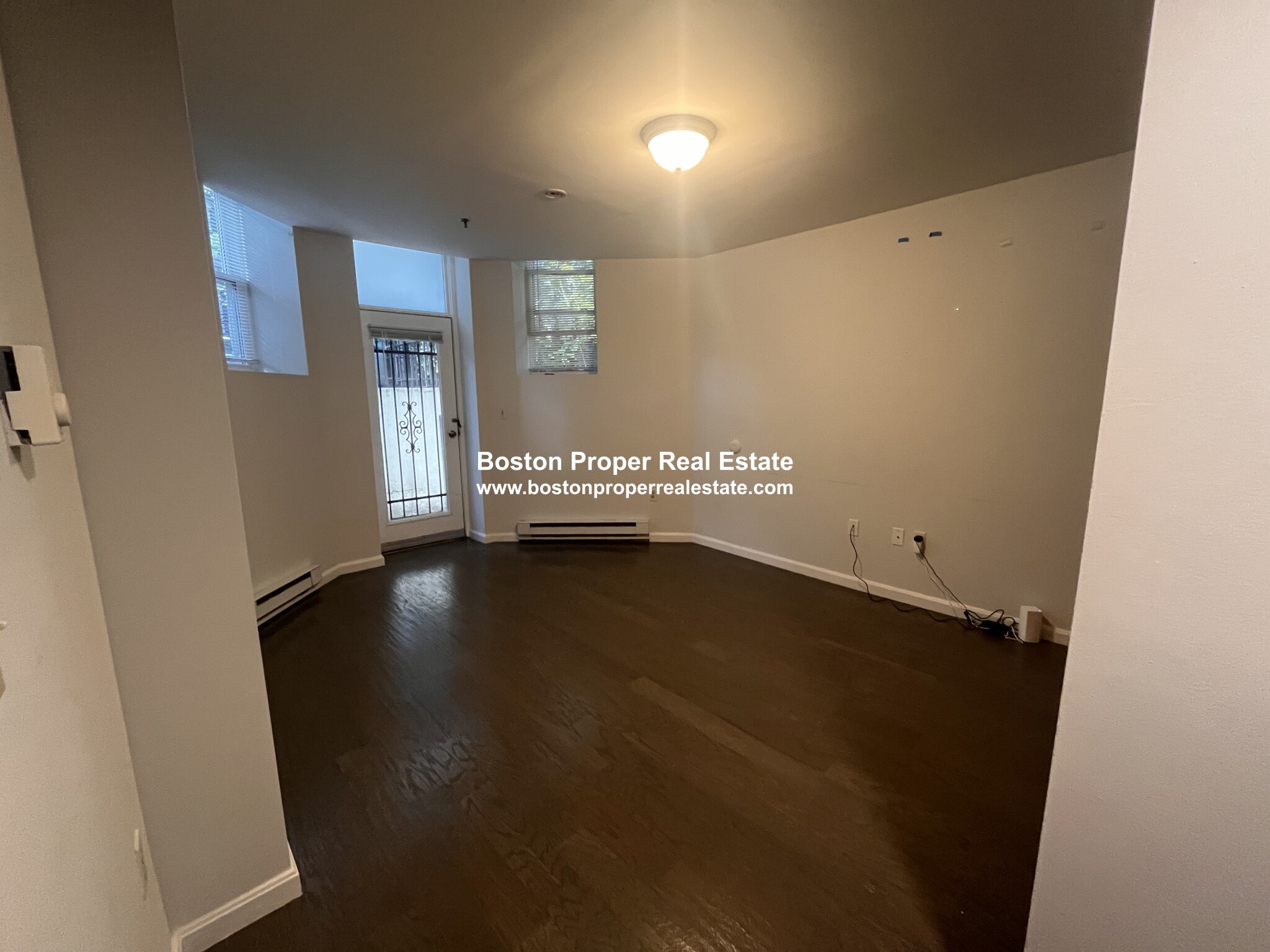 20 Queensberry St, Fenway