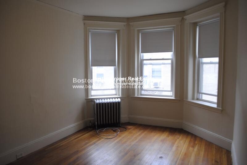 1175 Boylston St, Fenway