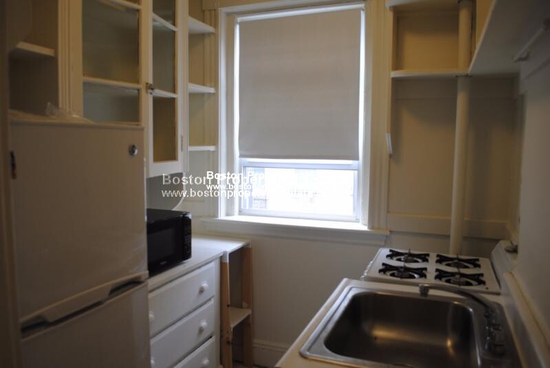 1175 Boylston St, Fenway