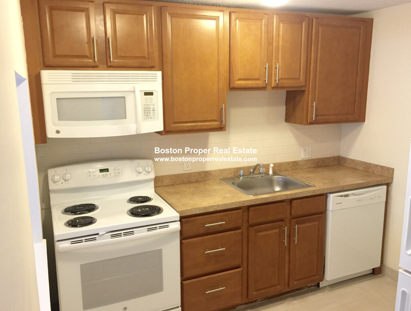 75 Gardner St, Allston