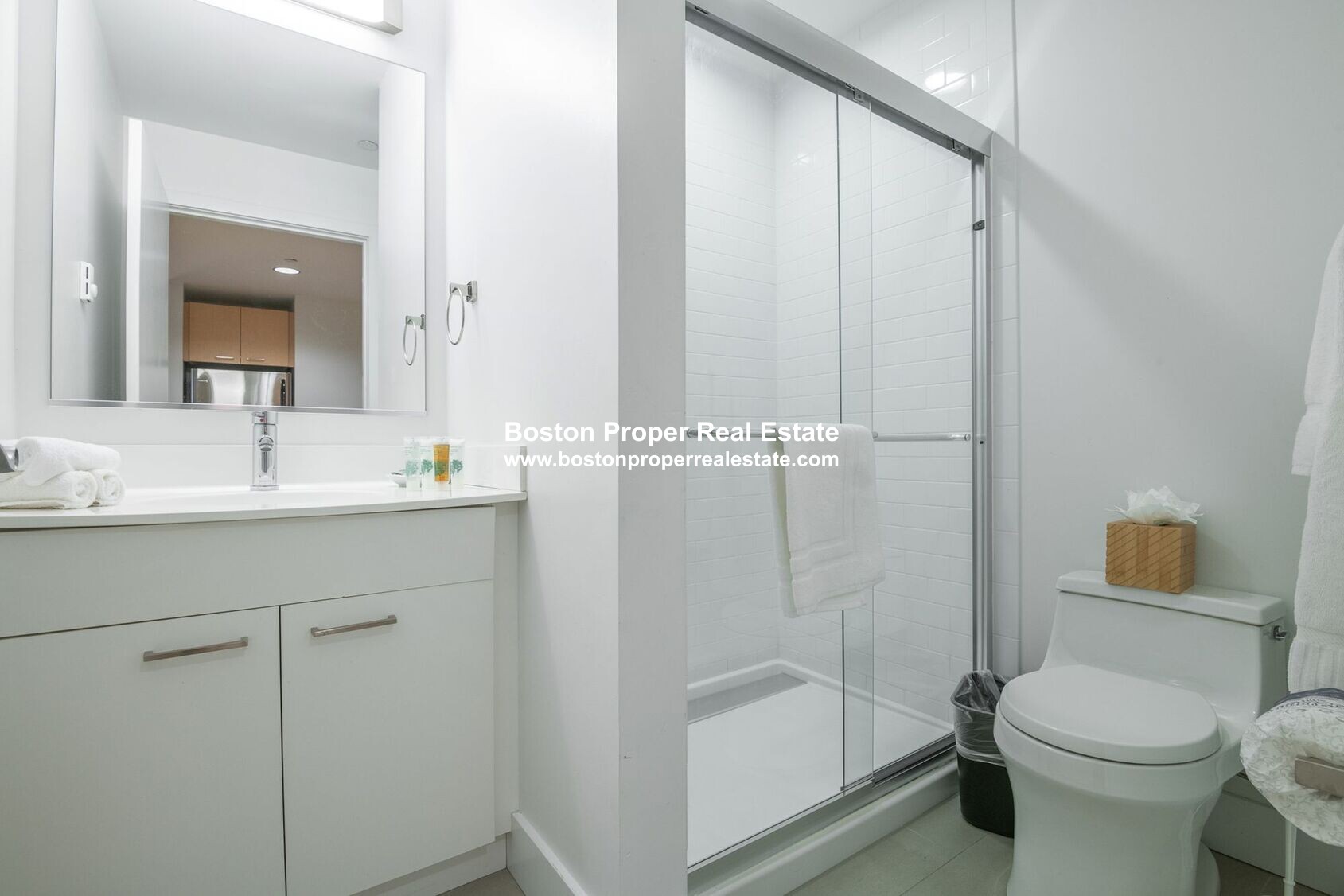 1085 Boylston St, Fenway