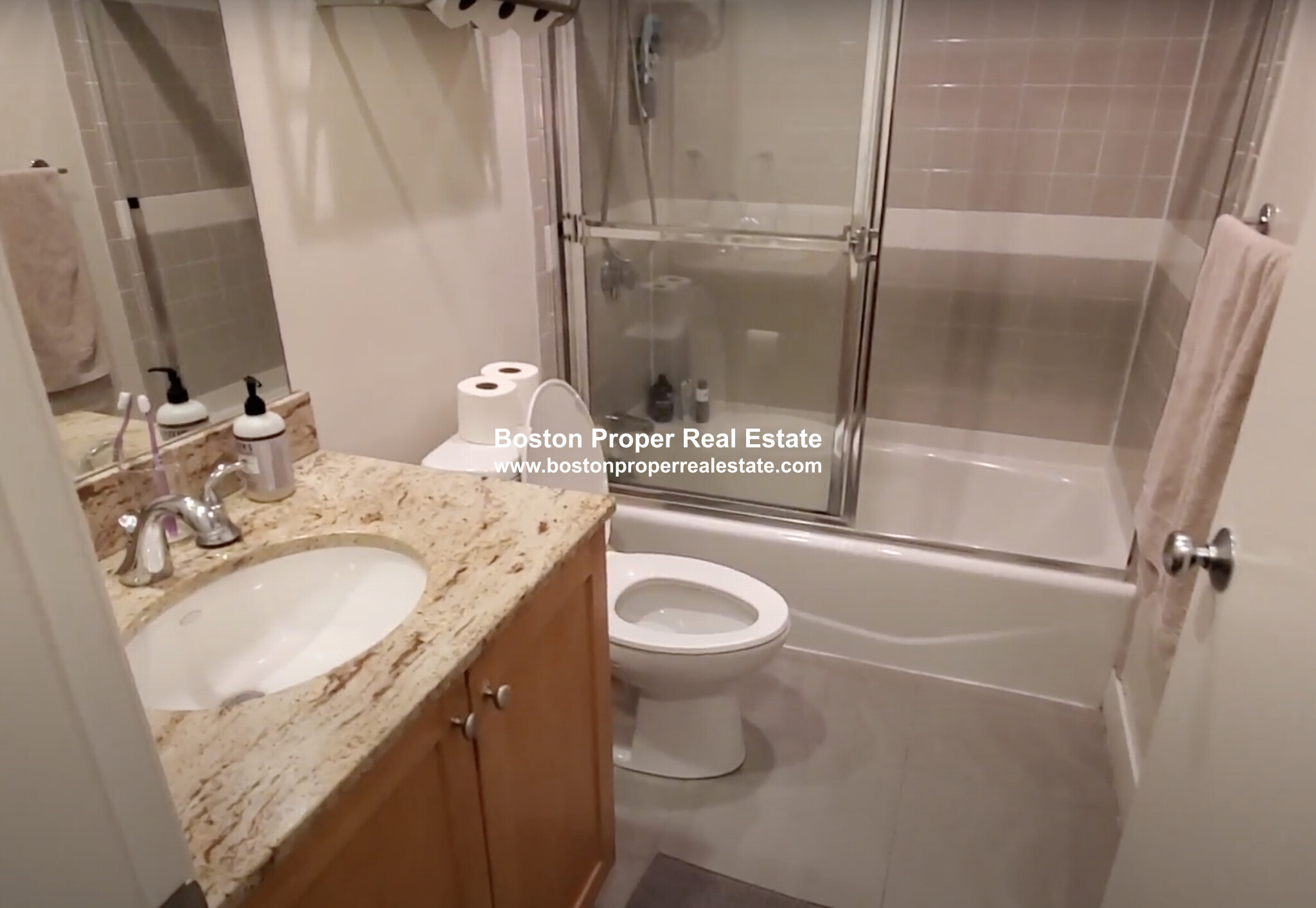 520 Harrison Ave, South End