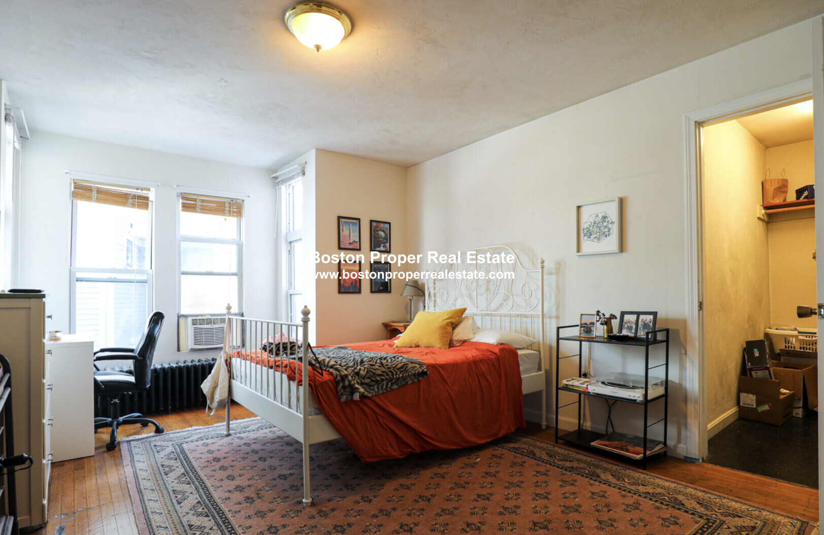 86 Linden St, Allston