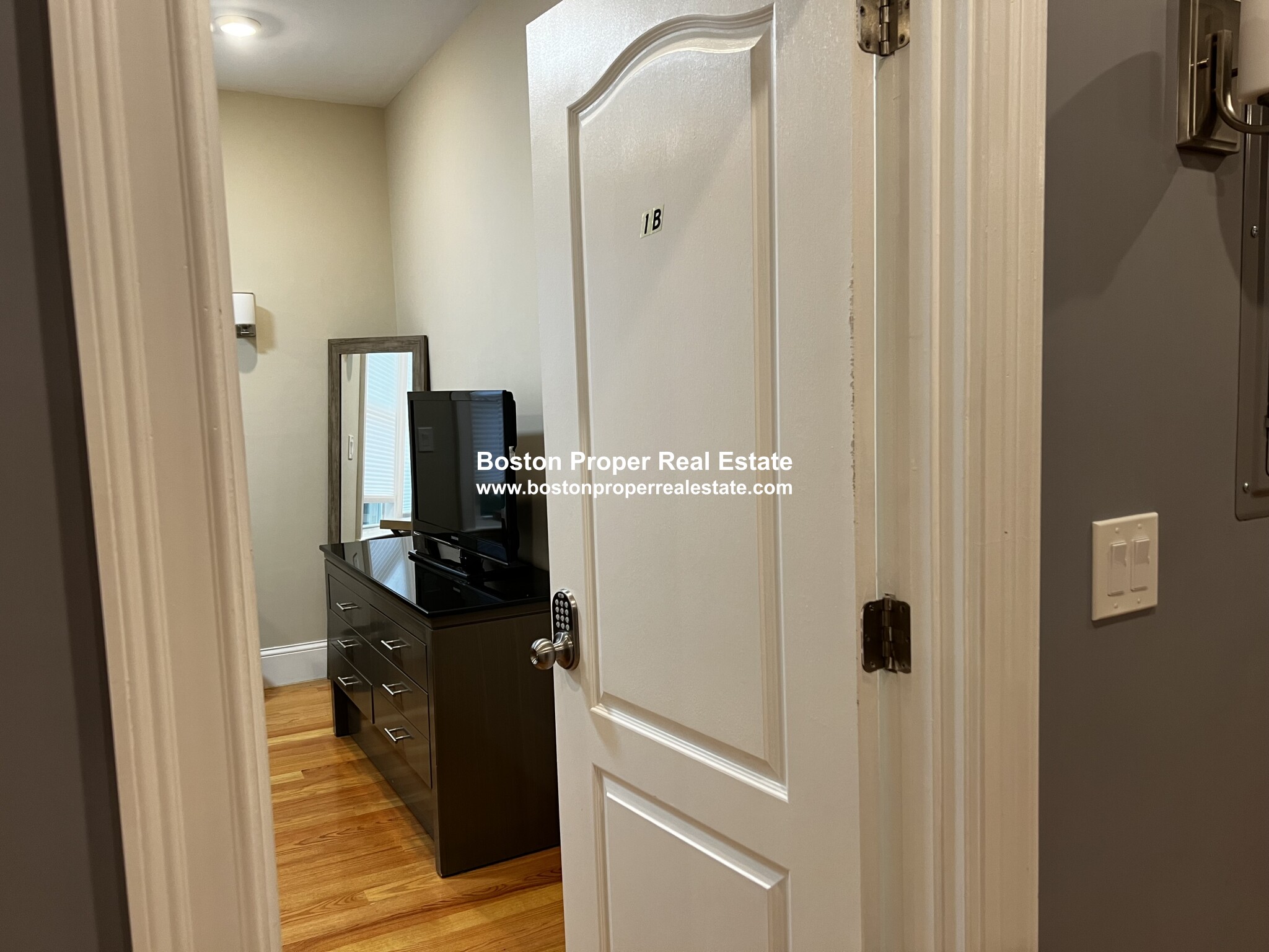 1778 Commonwealth Ave, Brighton