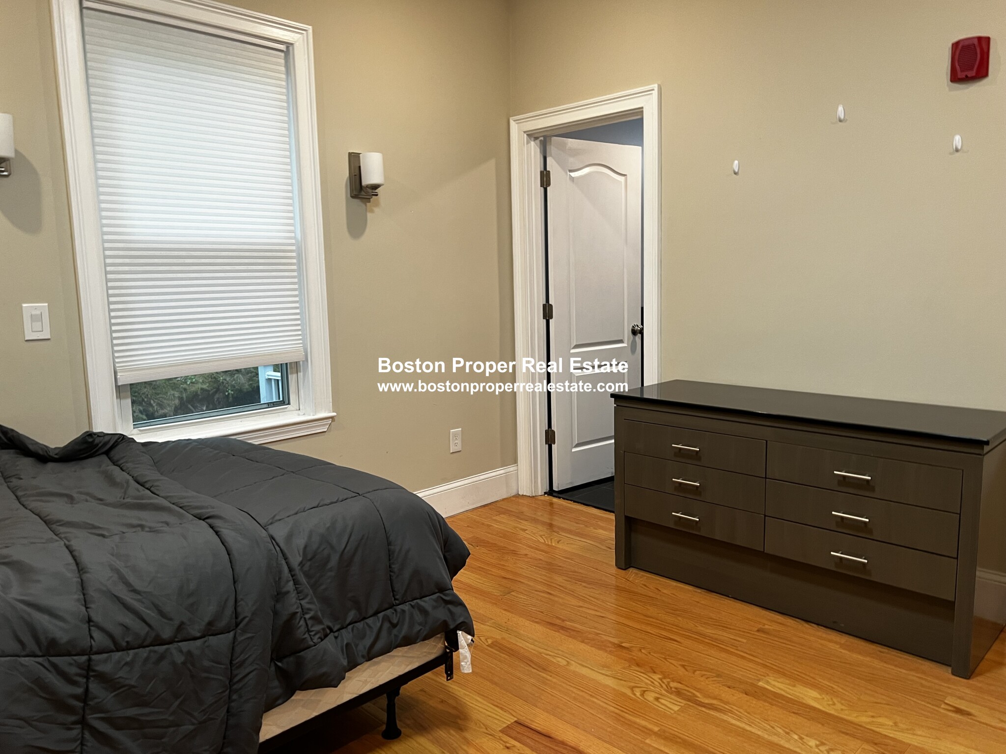 1778 Commonwealth Ave, Brighton