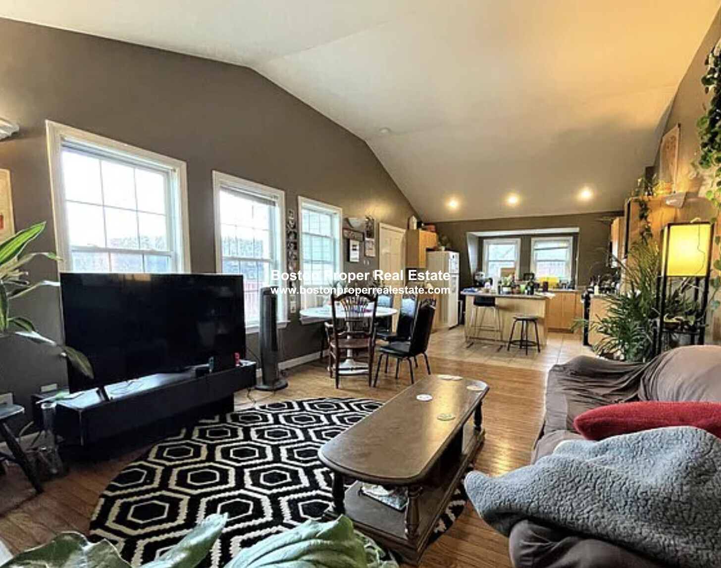 15 Farrington Ave, Allston