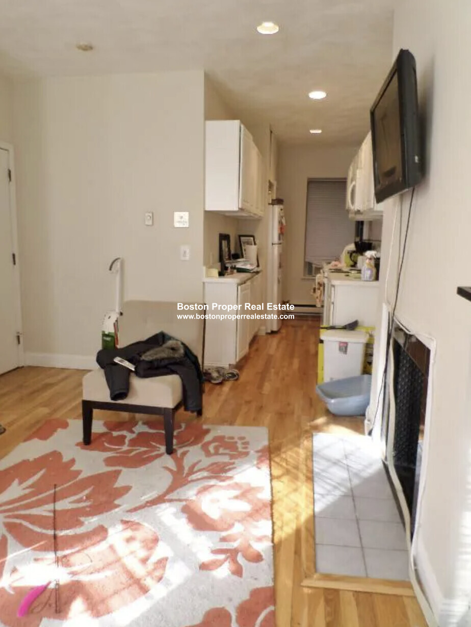 57 Westland Ave, Fenway