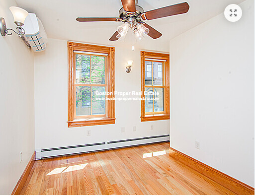 29 Phillips, Beacon Hill