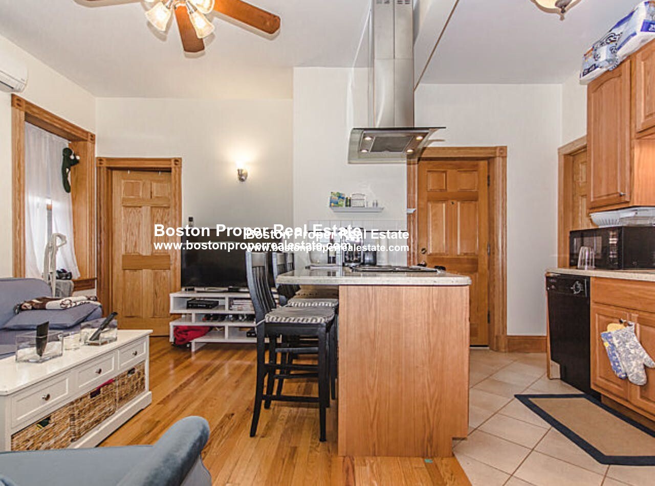 97 Myrtle St, Beacon Hill