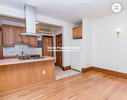 97 Myrtle St, Beacon Hill