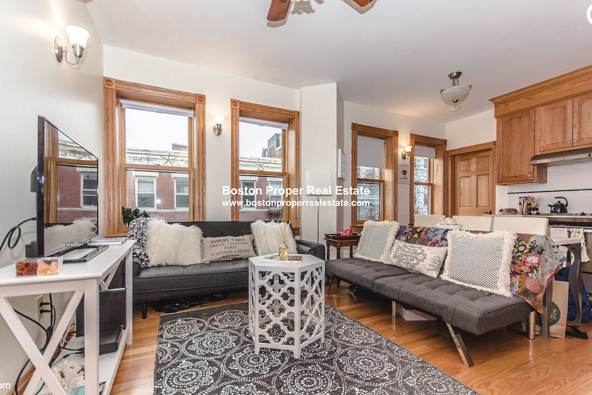 60 Phillips, Beacon Hill