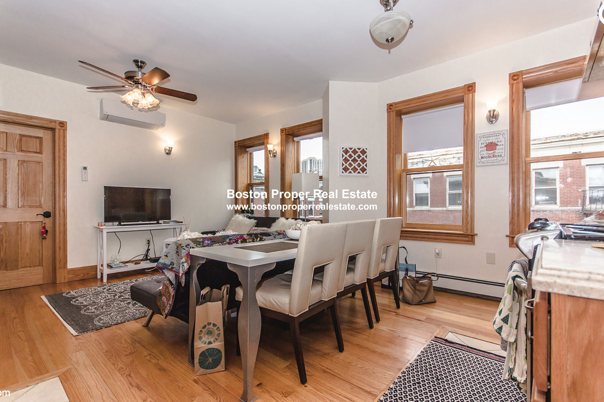 60 Phillips, Beacon Hill